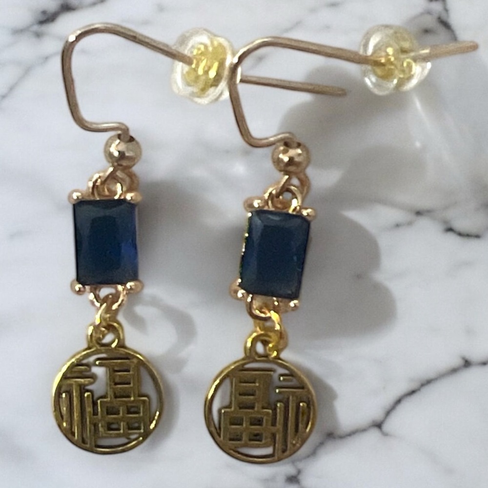 Exquisite Handmade Sapphiry Blue Earrings